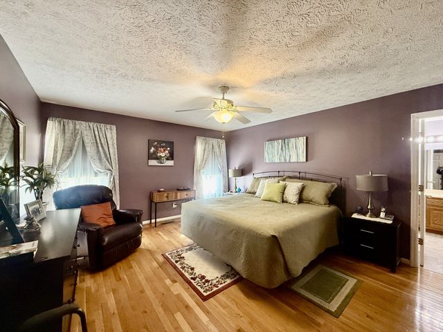 1712 Orchard Dr, Lebanon, TN 37087