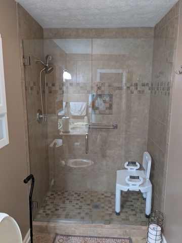 1712 Orchard Dr, Lebanon, TN 37087