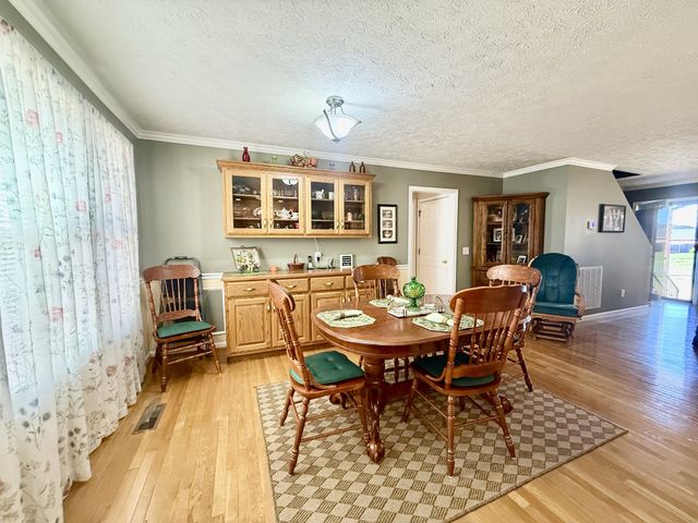 1712 Orchard Dr, Lebanon, TN 37087