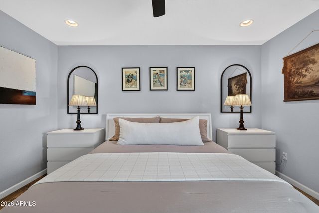 15 E ANGELA Drive, Phoenix, AZ 85022