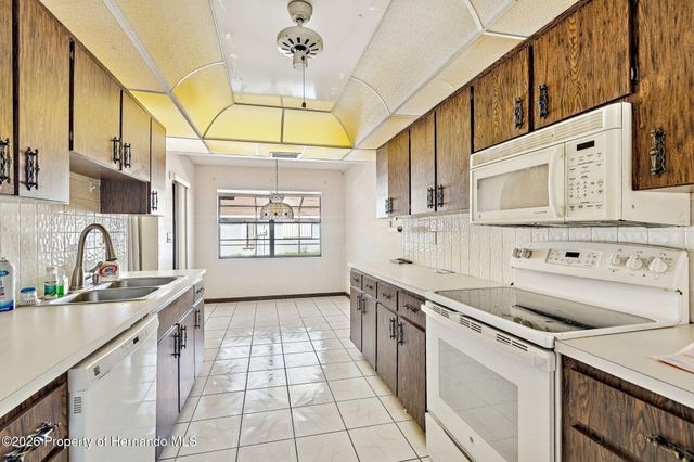 2051 Laredo Avenue, Spring Hill, FL 34608