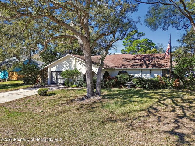 2051 Laredo Avenue, Spring Hill, FL 34608