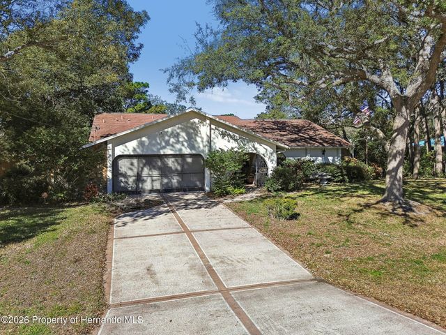 2051 Laredo Avenue, Spring Hill, FL 34608