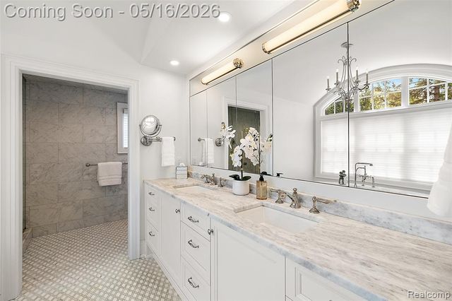 1269 Willow Lane, Birmingham, MI 48009