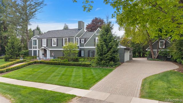 1269 Willow Lane, Birmingham, MI 48009