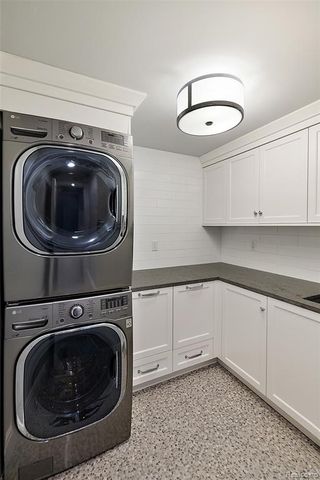 1269 Willow Lane, Birmingham, MI 48009