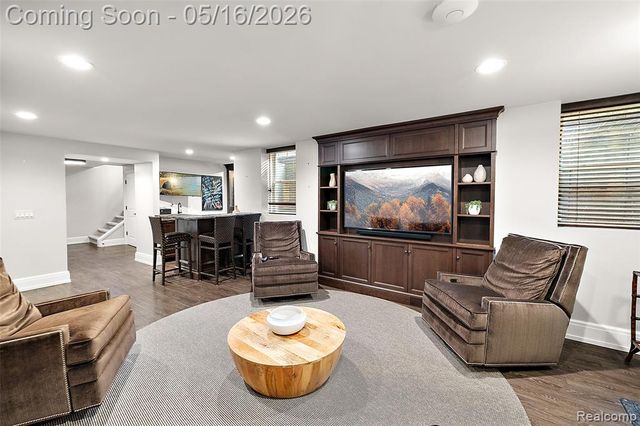 1269 Willow Lane, Birmingham, MI 48009