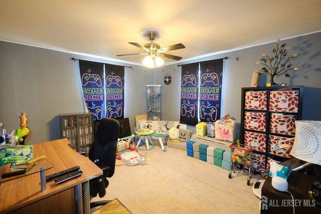 231 Hillside Road, Linden, NJ 07036