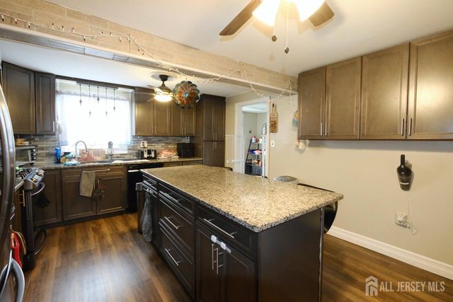 231 Hillside Road, Linden, NJ 07036