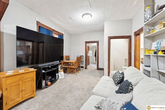 5026 S 18 Street, Omaha, NE 68107