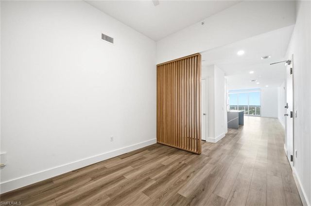 1950 Mayfair ST PH11, Naples, FL 34104