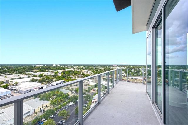 1950 Mayfair ST PH11, Naples, FL 34104