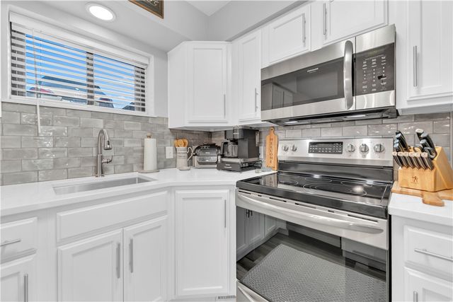 16841 Heritage Bay Road, Rogers, AR 72756