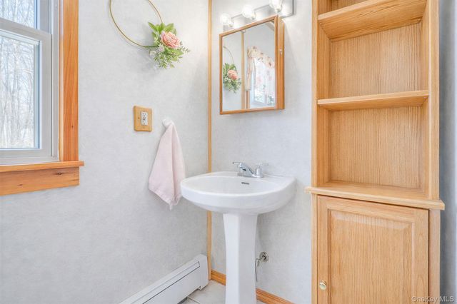 189 Yeagerville Road, Napanoch, NY 12458