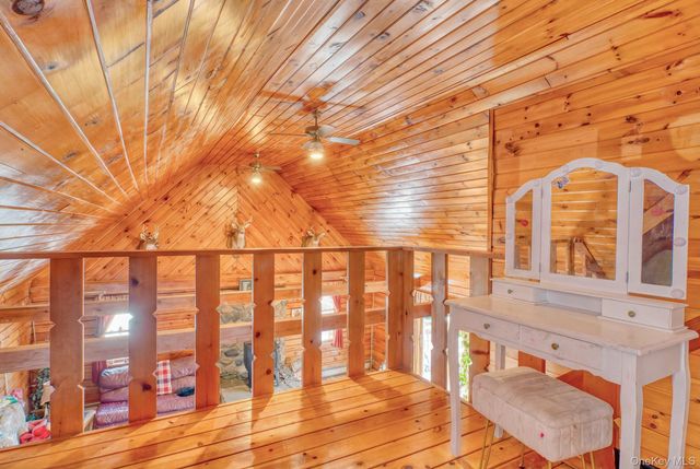 189 Yeagerville Road, Napanoch, NY 12458