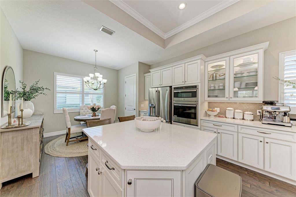 Image 16 of property listing at 4826 TOBERMORY WAY, Bradenton, FL 34211