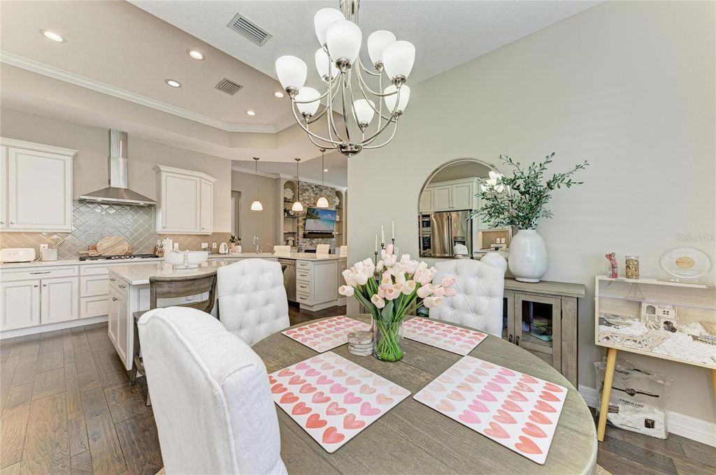 Image 24 of property listing at 4826 TOBERMORY WAY, Bradenton, FL 34211