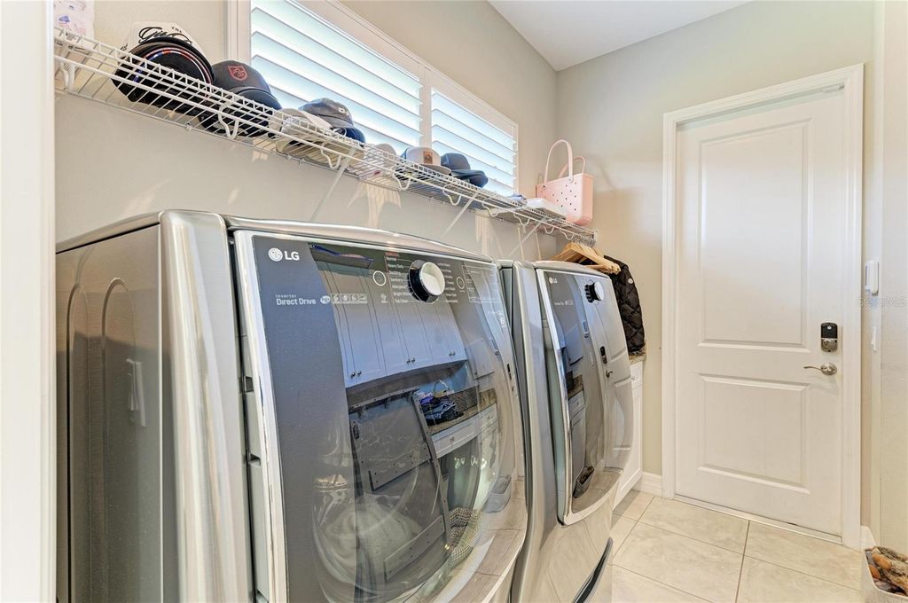 Image 39 of property listing at 4826 TOBERMORY WAY, Bradenton, FL 34211