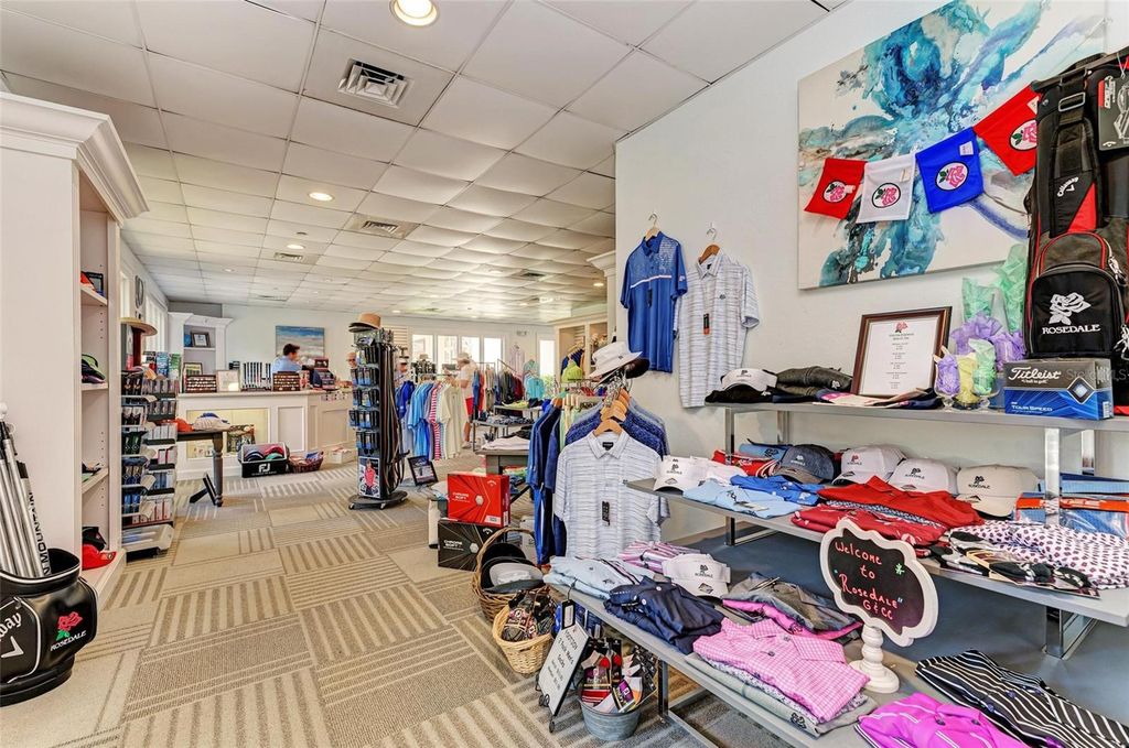 Image 77 of property listing at 4826 TOBERMORY WAY, Bradenton, FL 34211