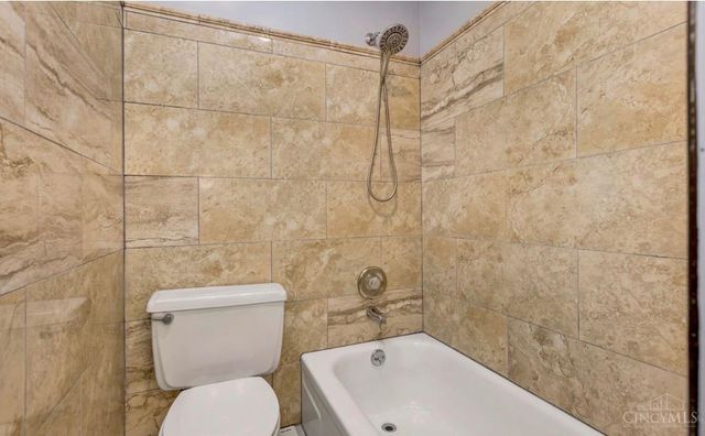 4 Old Duxbury Court, Fairfield, OH 45014