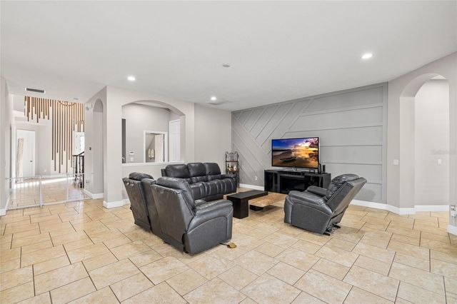 10902 CHARMWOOD DRIVE, Riverview, FL 33569