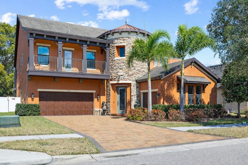 10902 CHARMWOOD DRIVE, Riverview, FL 33569