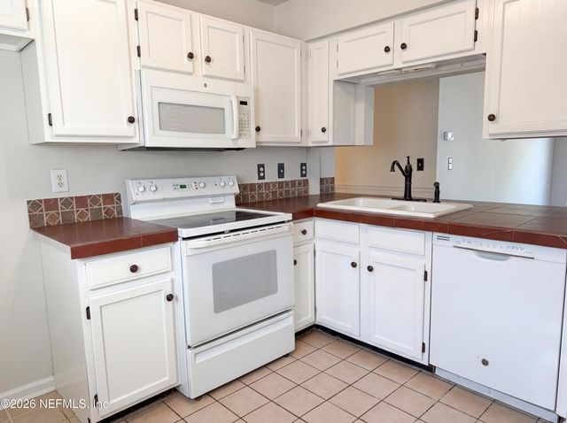 11478 MANDARIN GLEN Circle W, Jacksonville, FL 32223