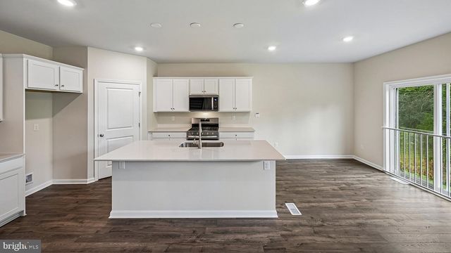 3029 MARTHA WAY, Pennsburg, PA 18073