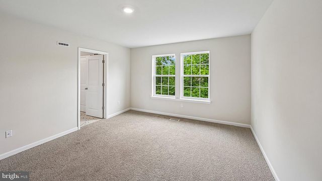3029 MARTHA WAY, Pennsburg, PA 18073
