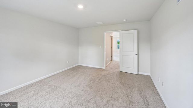 3029 MARTHA WAY, Pennsburg, PA 18073