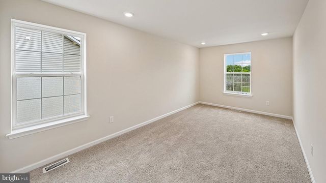 3029 MARTHA WAY, Pennsburg, PA 18073