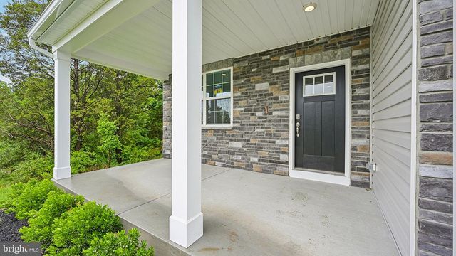 3029 MARTHA WAY, Pennsburg, PA 18073