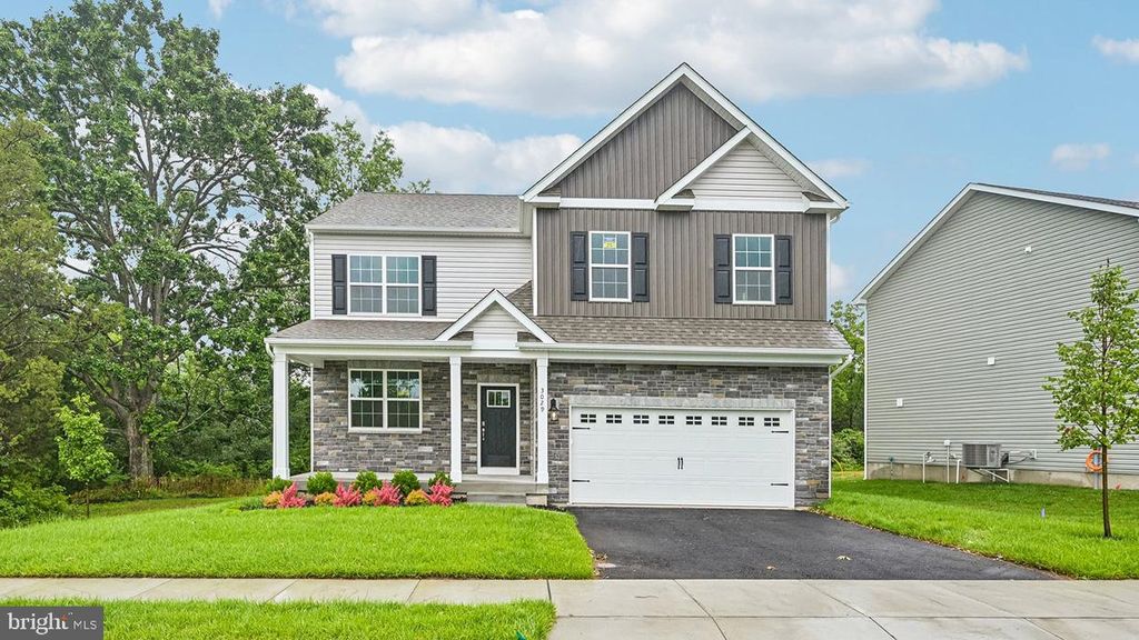 3029 MARTHA WAY, Pennsburg, PA 18073