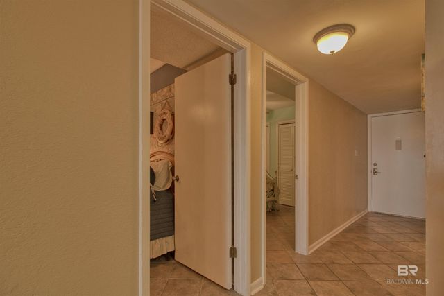 327 E Beach Boulevard 1A, Gulf Shores, AL 36542