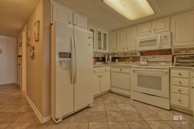 327 E Beach Boulevard 1A, Gulf Shores, AL 36542