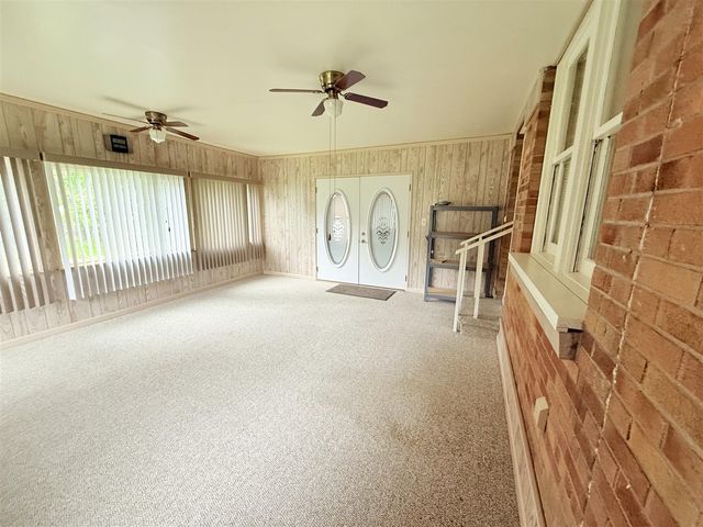 829 Dwillard Drive, Kalamazoo, MI 49048