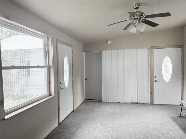 829 Dwillard Drive, Kalamazoo, MI 49048