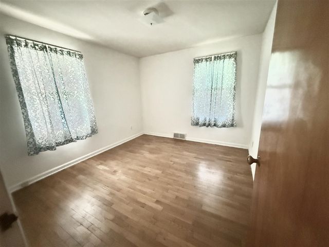 829 Dwillard Drive, Kalamazoo, MI 49048