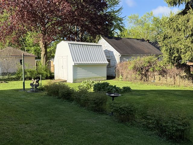 829 Dwillard Drive, Kalamazoo, MI 49048