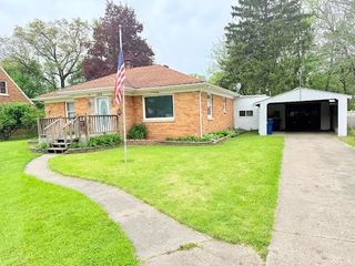 829 Dwillard Drive, Kalamazoo, MI 49048