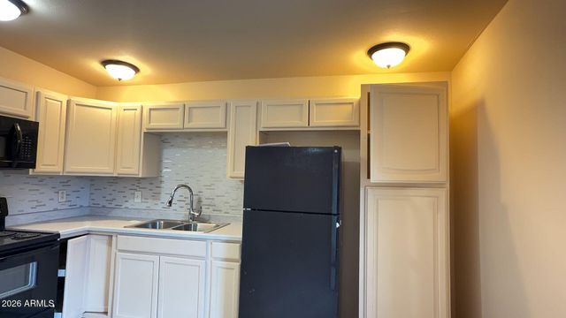 6714 N 54TH Avenue 1, Glendale, AZ 85301