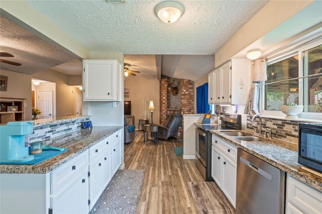 2907 Marlin Court, League City, TX 77573