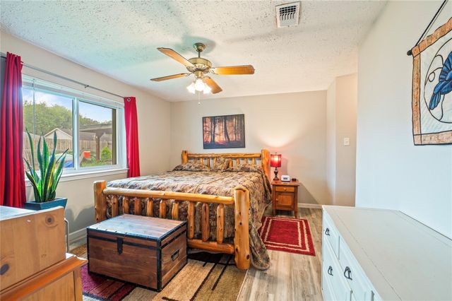 2907 Marlin Court, League City, TX 77573