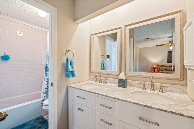 2907 Marlin Court, League City, TX 77573