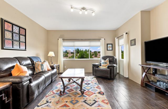 6 Camino del Centro, Santa Fe, NM 87507