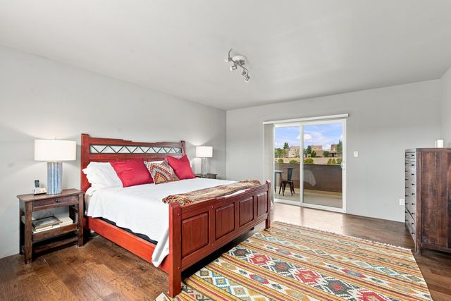 6 Camino del Centro, Santa Fe, NM 87507