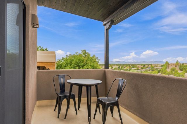 6 Camino del Centro, Santa Fe, NM 87507