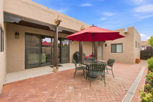6 Camino del Centro, Santa Fe, NM 87507