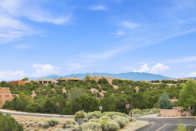 6 Camino del Centro, Santa Fe, NM 87507