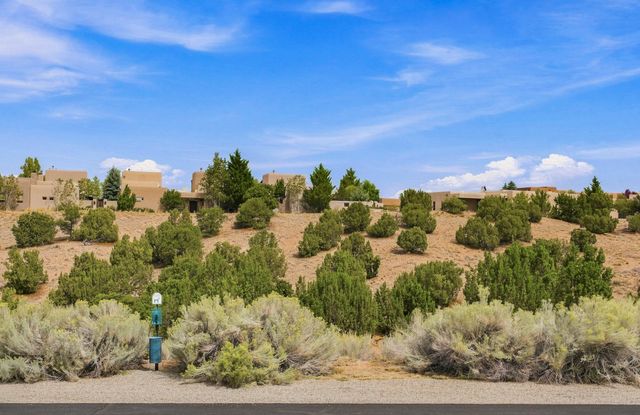 6 Camino del Centro, Santa Fe, NM 87507